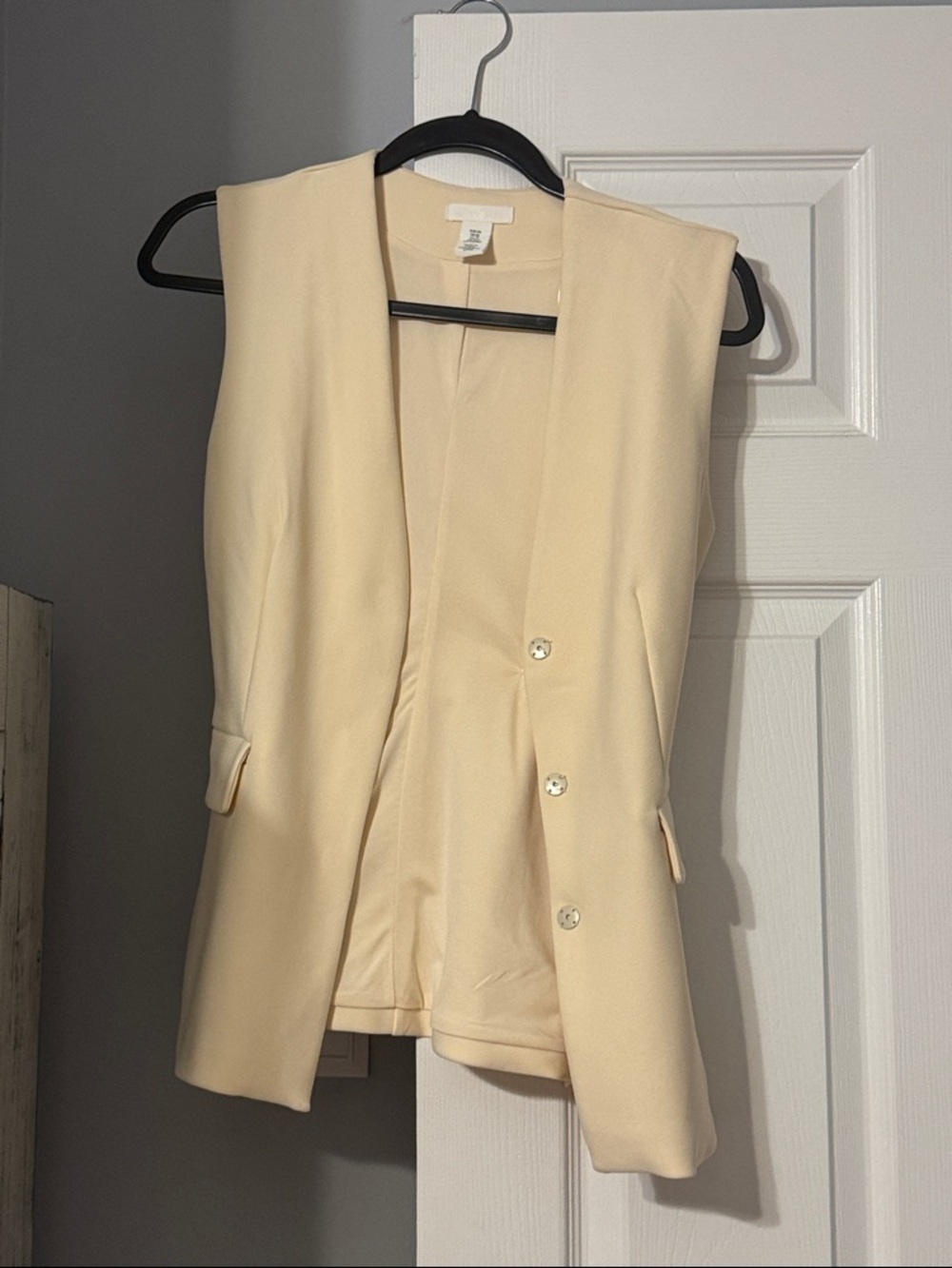 H&M Cream Sleeveless Tailored Vest